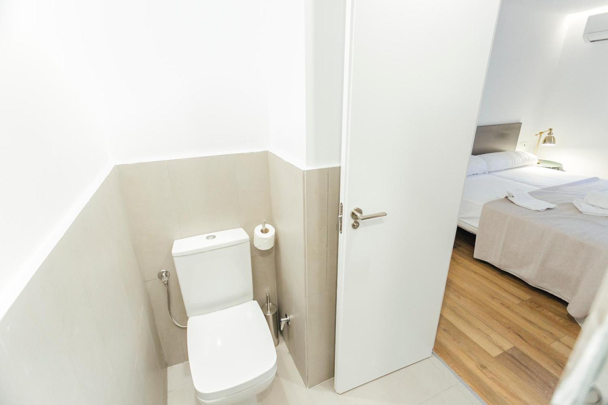 Decorated And Renovated- 2Bd 2Bth- Center Lejlighed Sevilla Eksteriør billede